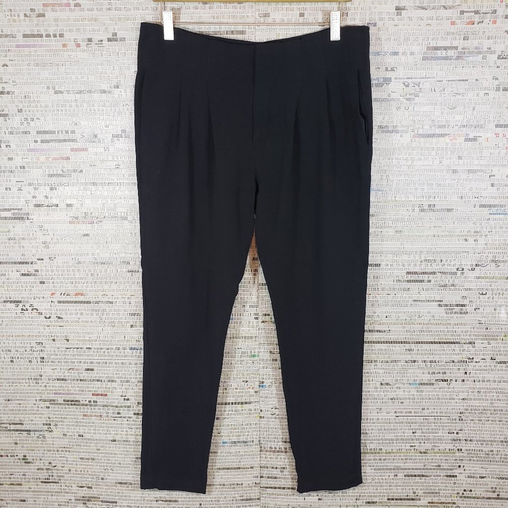 A.L.C. Tapered Ankle Pleated Black Pants Size 10
